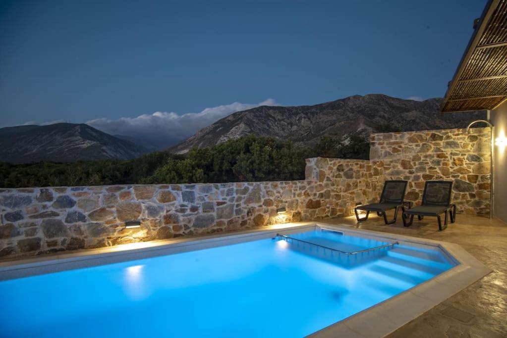 Sia Elafonisi Pool House Villa ภายนอก รูปภาพ